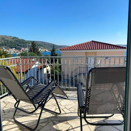 Kn House With Two Apartments Near Sea روغوزنيكا المظهر الخارجي الصورة