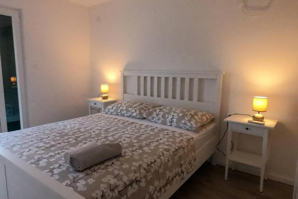 Kn House With Two Apartments Near Sea روغوزنيكا المظهر الخارجي الصورة