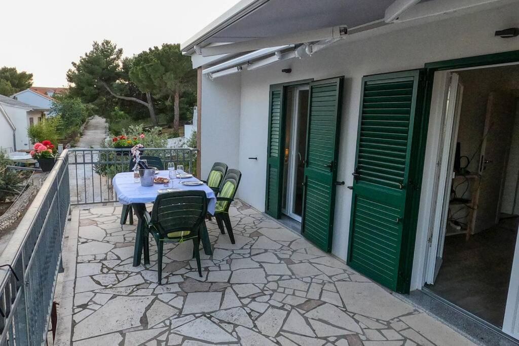 Kn House With Two Apartments Near Sea روغوزنيكا المظهر الخارجي الصورة