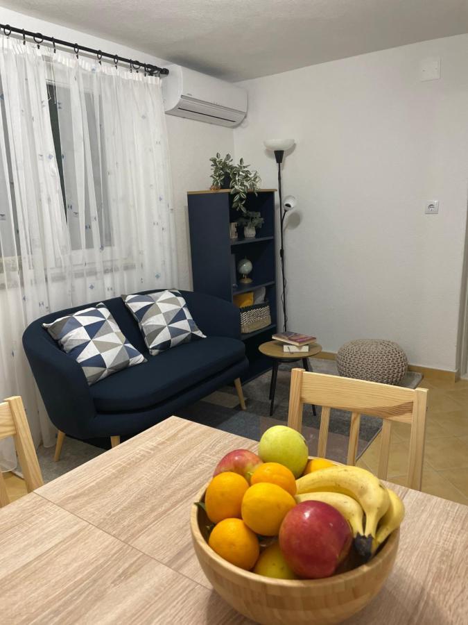 Kn House With Two Apartments Near Sea روغوزنيكا المظهر الخارجي الصورة