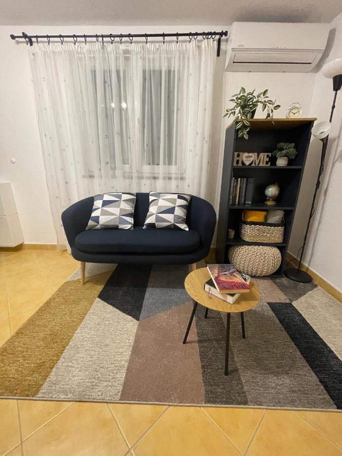 Kn House With Two Apartments Near Sea روغوزنيكا المظهر الخارجي الصورة