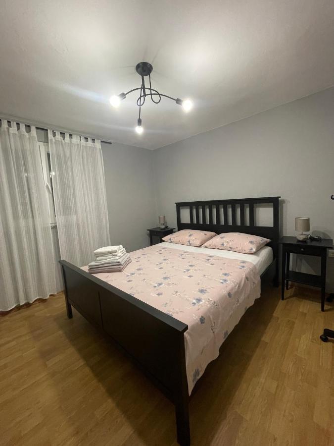 Kn House With Two Apartments Near Sea روغوزنيكا المظهر الخارجي الصورة